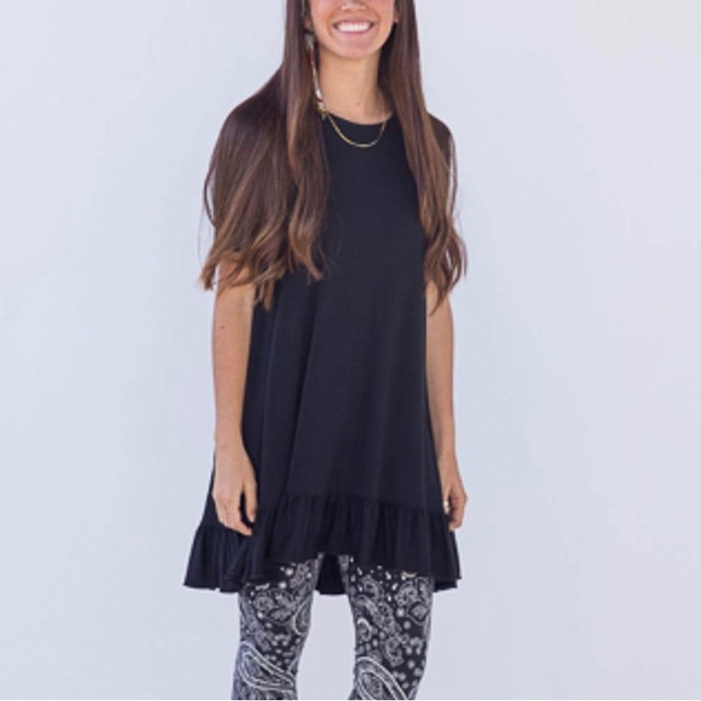 Agnes and Dora Black Tee Tunic Dress, Size M / Medium